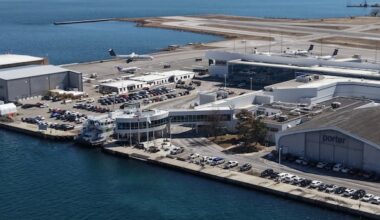 Billy Bishop expansion could cost up to $5B. But taxpayers won't foot the bill, federal agency says