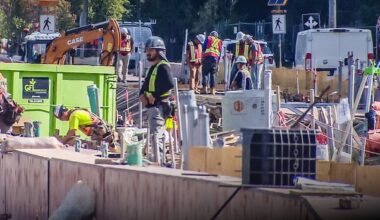 Edmonton employing strategies to ease traffic headaches during busy construction season