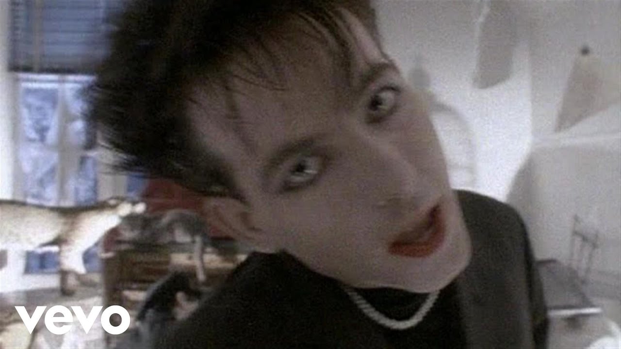 The Cure - The Lovecats - YouTube