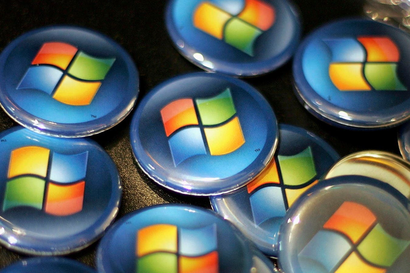 ‘Pause Windows Updates’—Microsoft Starts Fixing PC Problem