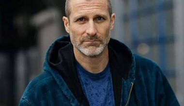 Vancouver film industry mourns loss of Stewart McLean, praises his joyful spirit | NanaimoNewsNOW