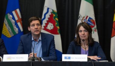 Western premiers to meet in Alberta amid pipeline tensions between Smith and Eby