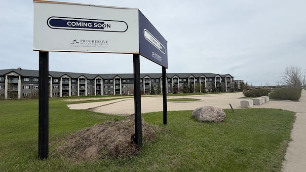 Winnipeg proposes new system to break infill housing stalemates over infrastructure costs