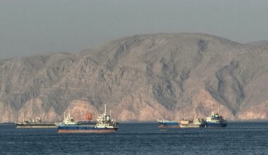 Oil drops below $100 on hopes of US-Iran deal to open Hormuz