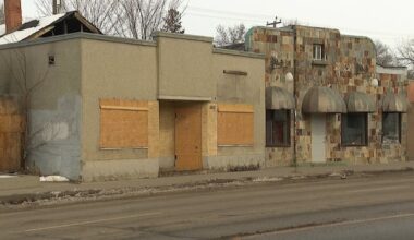 Edmonton, Peace River team up to push province to change rules on derelict commercial properties