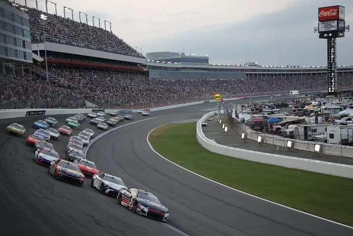 Kyle Larson, Hendrick Motorsports