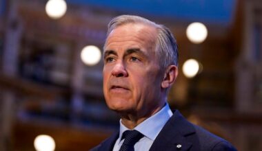 Carney speaks to Israeli president about 'appalling treatment' of flotilla activists