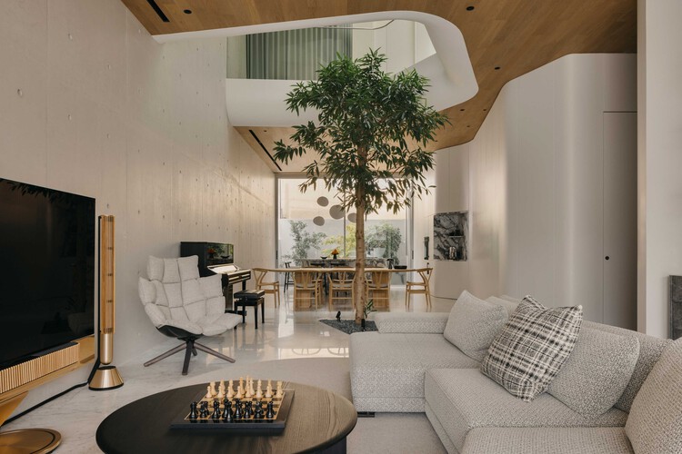 Node House / Ming Architects - Interior Photography, Living Room, Chair, Lighting, Sofa