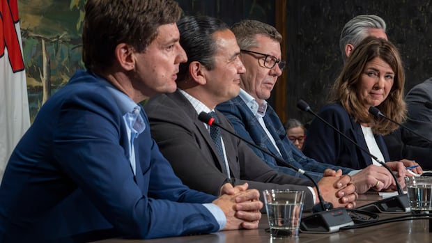 Alberta, Manitoba premiers spar over treaty rights and separatism at conference conclusion