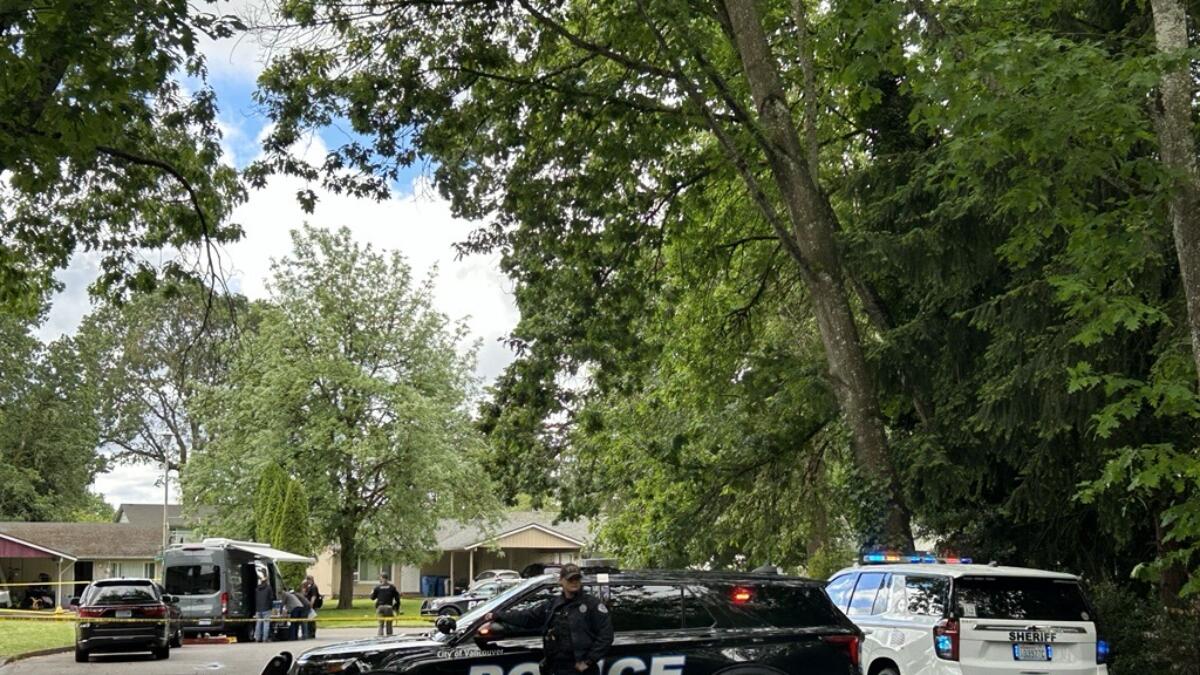 Police shoot man who reportedly broke into east Vancouver home, wielded a knife at the resident
