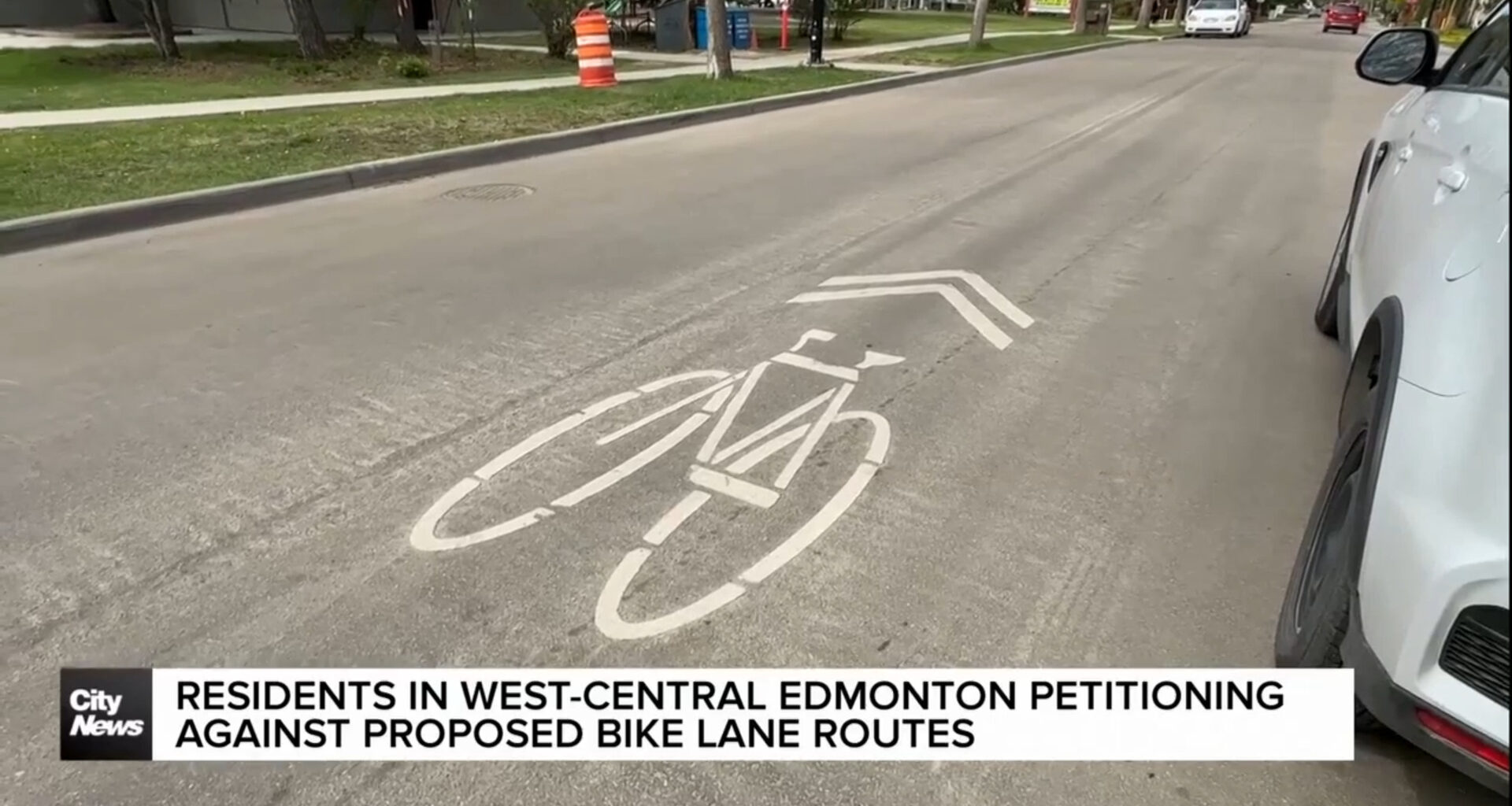 Residents in West Edmonton petitioning against proposed bike lane routes in their area