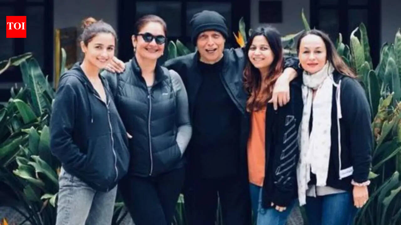 Pooja Bhatt recalls Soni Razdan feeling ‘very guilty’ over Mahesh Bhatt-Kiran Bhatt separation; her bond with Alia, Shaheen Bhatt | Hindi Movie News