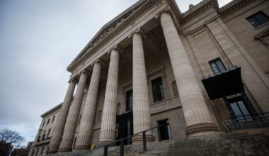 Bill to cut tax on some food in Manitoba passes after long nights of debate – Winnipeg Free Press