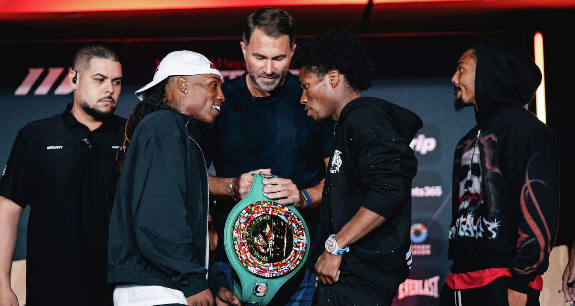 Boxing: Why don't O'Shaquie Foster-Raymond Ford like each other?