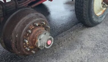 Ottawa police stop truck hauling trailer missing most of its wheels