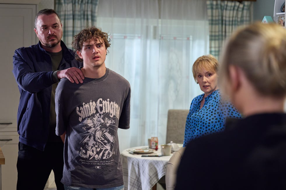 Brody Michealis, Sally Metcalfe, Coronation Street brody michealis, sally metcalfe, coronation street