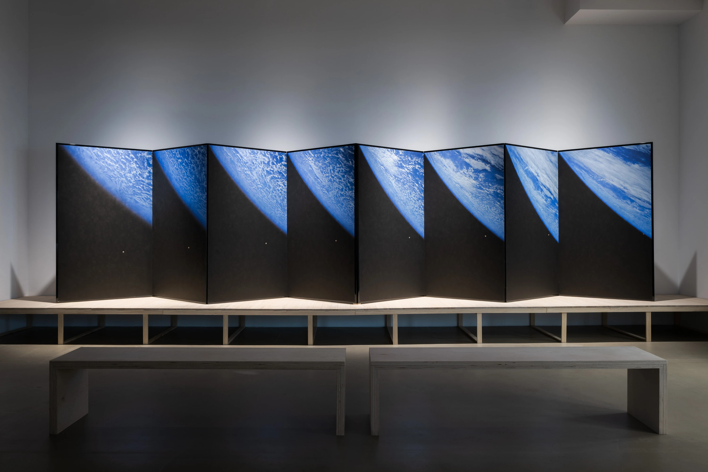 Installation view of Hiroshi Sugimoto, Spacespace (2024)