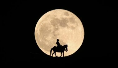 Don’t Miss May’s ‘Blue Moon’ Rise Tonight — Exact Times For Saturday