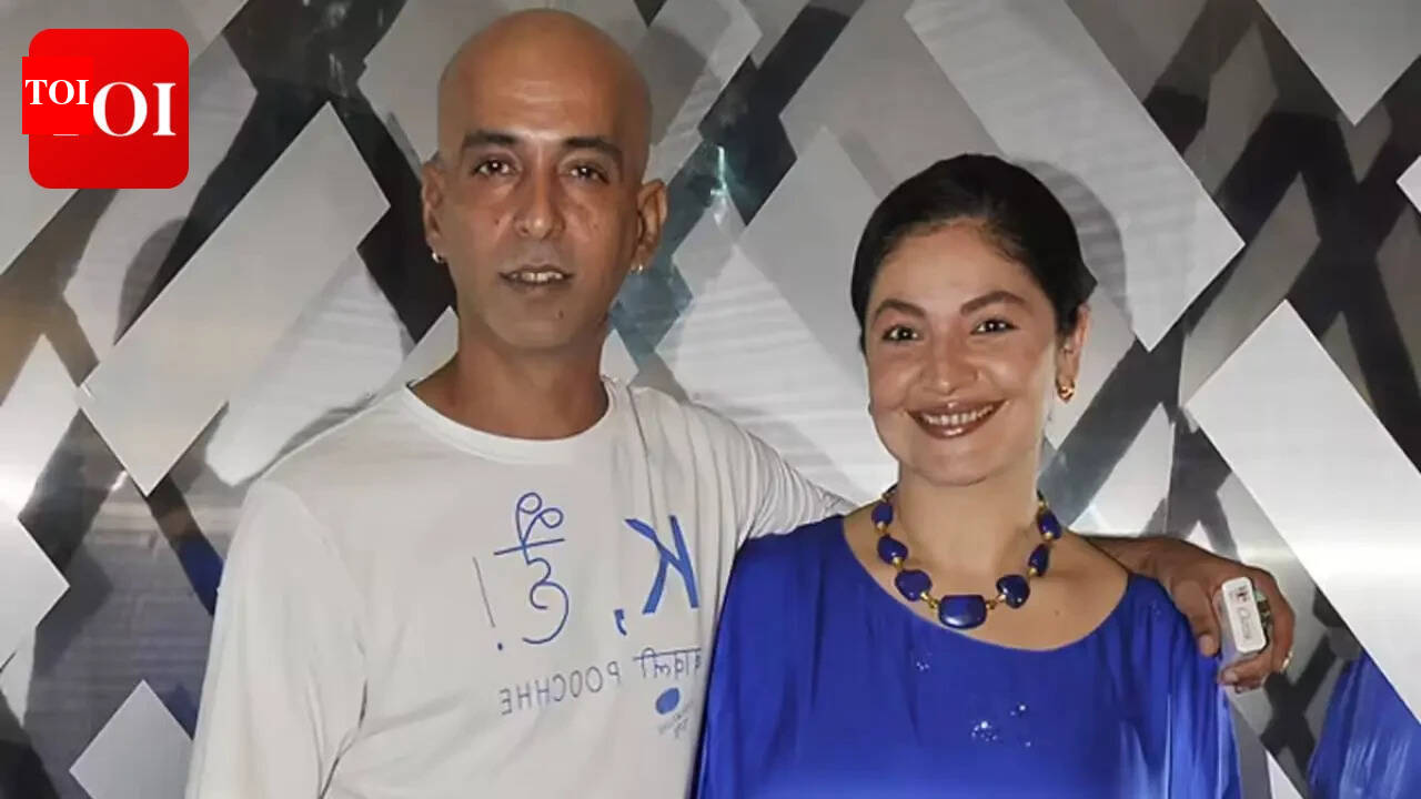 Pooja Bhatt says she realised her marriage with Manish Makhija was over when she felt lonely and didn’t want children: 'I lost myself' | Hindi Movie News