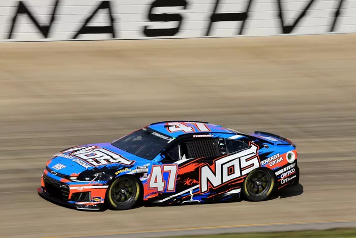 Ricky Stenhouse Jr., HYAK Motorsports