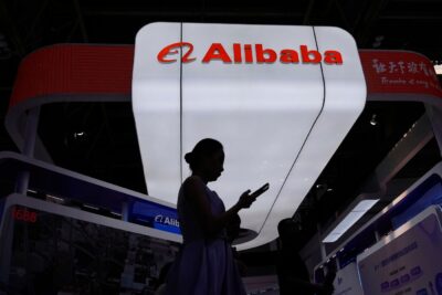 Ottawa pushing to get Canadian companies selling goods on Chinese platforms