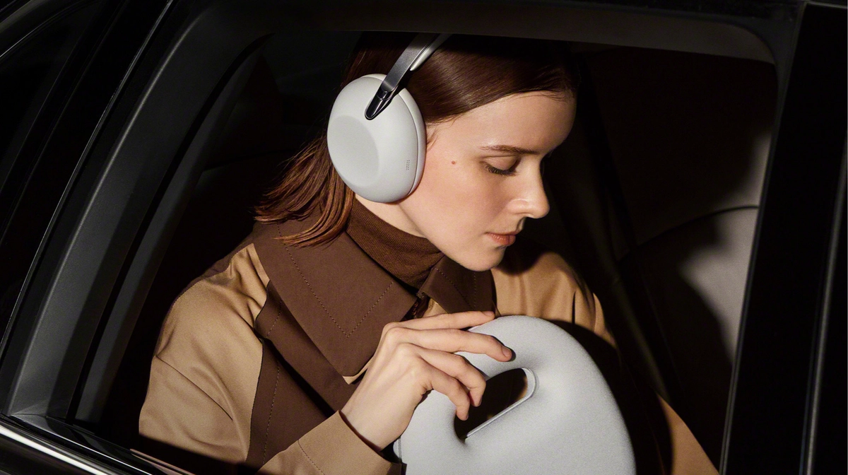 Sony releases premium WH-1000X The ColleXion headphones • Межа