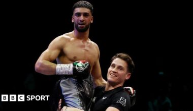 Oleksandr Usyk and Rico Verhoeven face off