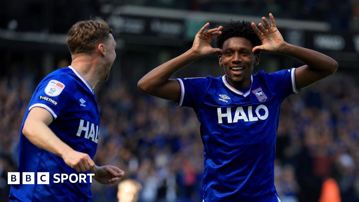EFL Championship LIVE: Build-up, team news, score and live text updates from 12 games