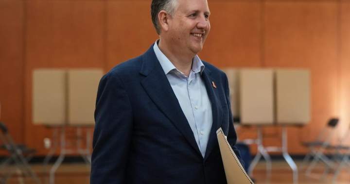 Former Vancouver mayor alleges a B.C. cabinet minister is under investigation - BC