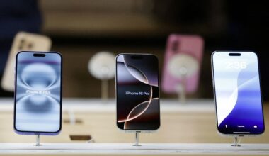 Apple settles lawsuit over late Siri AI features for $250 million