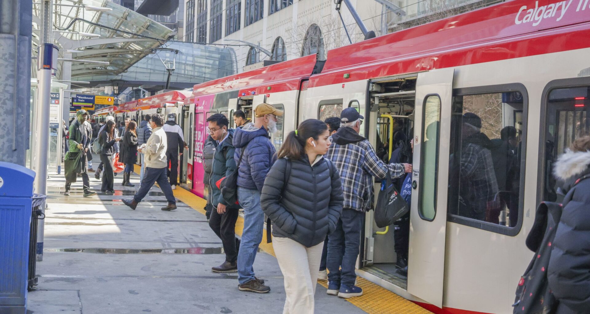 Calgary mayor pushes for preservation of free fare zone