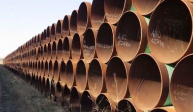 Trump Approves "Keystone Light" Canada-U.S. Oil Pipeline