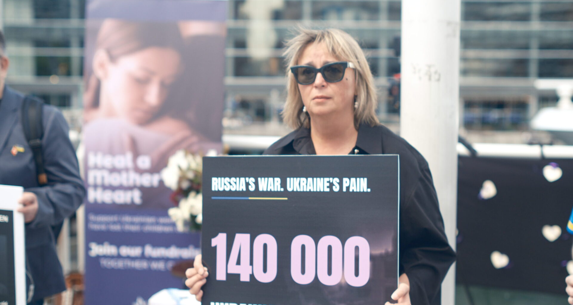Ukrainian diaspora honours bereaved mothers with community activities in Vancouver  