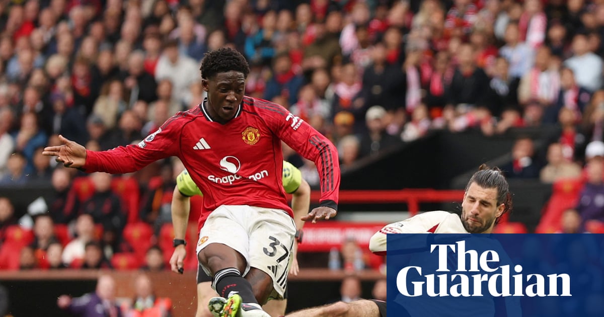 Manchester United seal Champions League return as Mainoo ends Liverpool comeback | Premier League