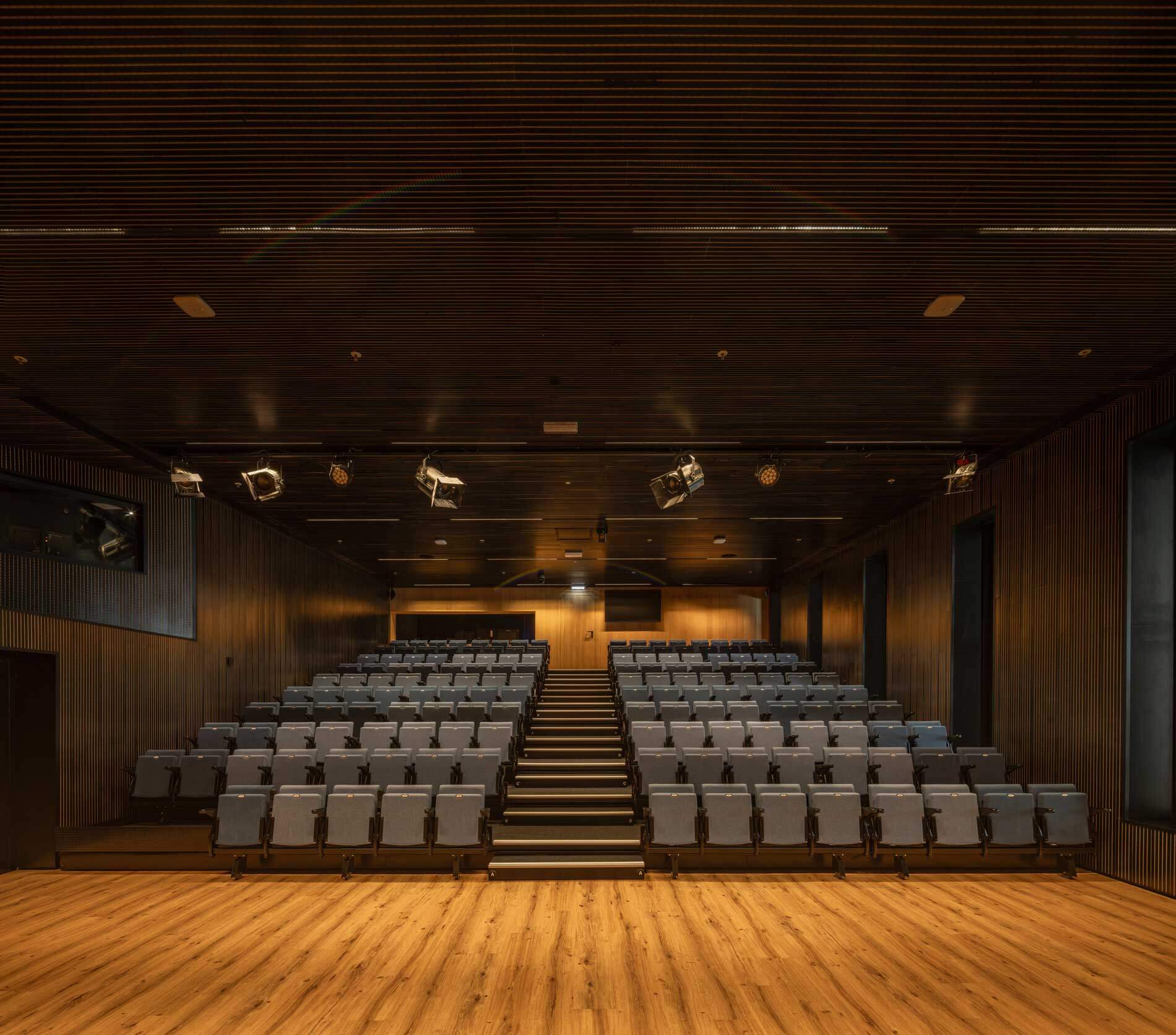 auditorium of oriente green campus