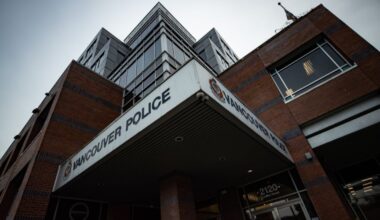 Vancouver police jail guard who beat handcuffed detainees sentenced