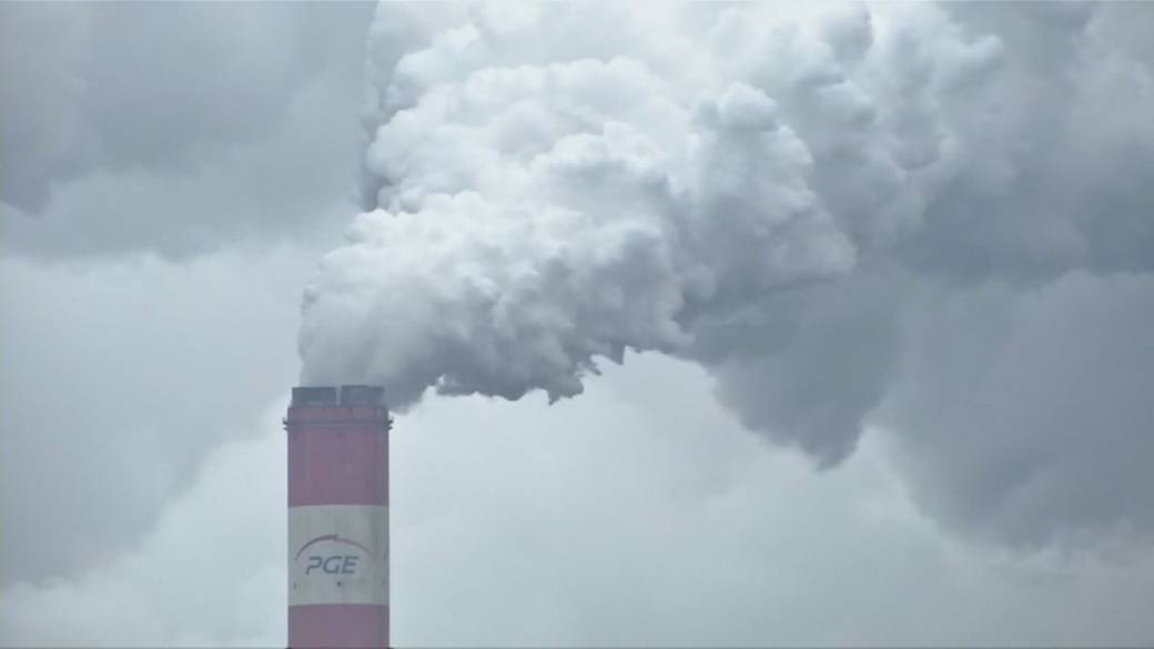 Click to play video: 'Carney, Smith expect to miss MOU climate policy deadline'