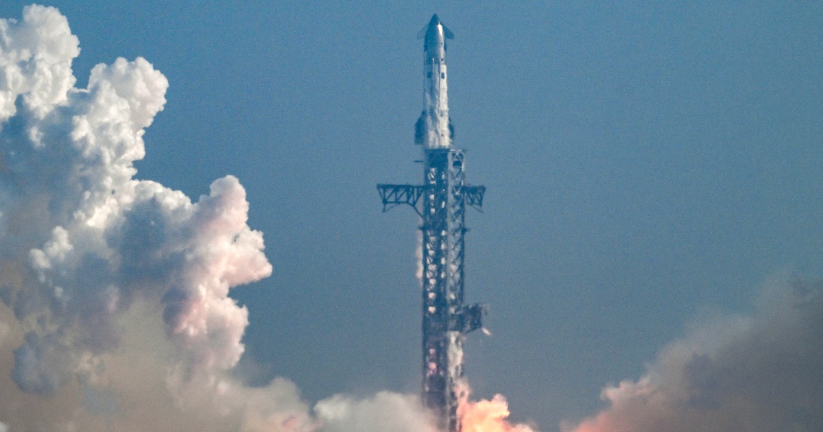FAA orders SpaceX to investigate mishap with its Starship booster