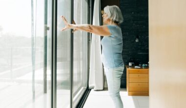 ‘I’m a bone-strength coach – these are my 3 favourite low-impact exercises for stronger bones with age’