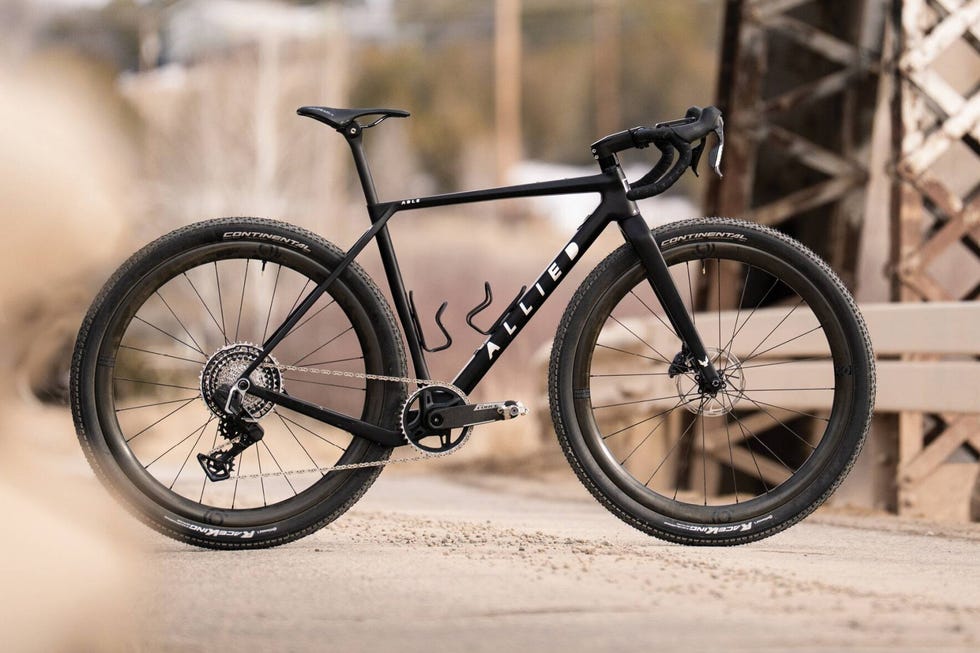 The Huge-Tired Allied Able Is the Embodiment of What Gravel Race Bikes Can Be The Huge-Tired Allied Able Is the Embodiment of What Gravel Race Bikes Can Be