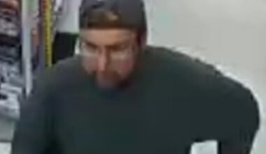 Toronto store sexual assault: suspect wanted