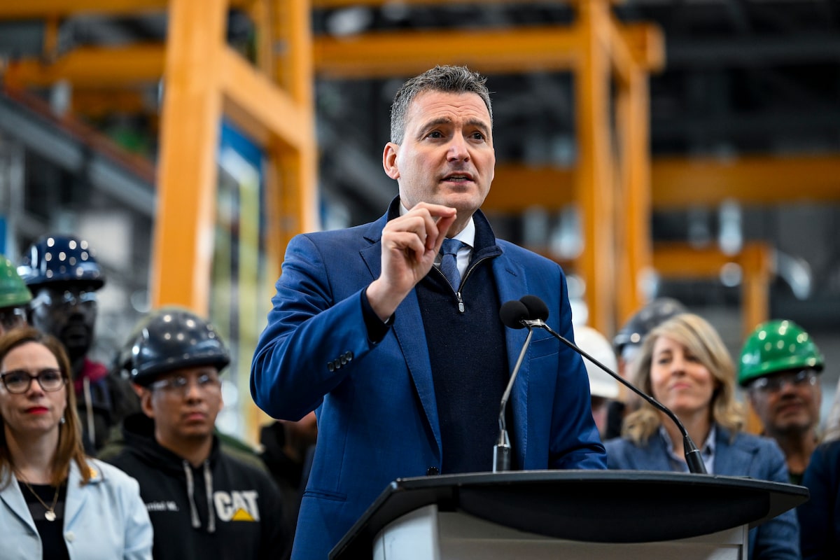 Unions press Ottawa to force companies to consult employees before adopting AI