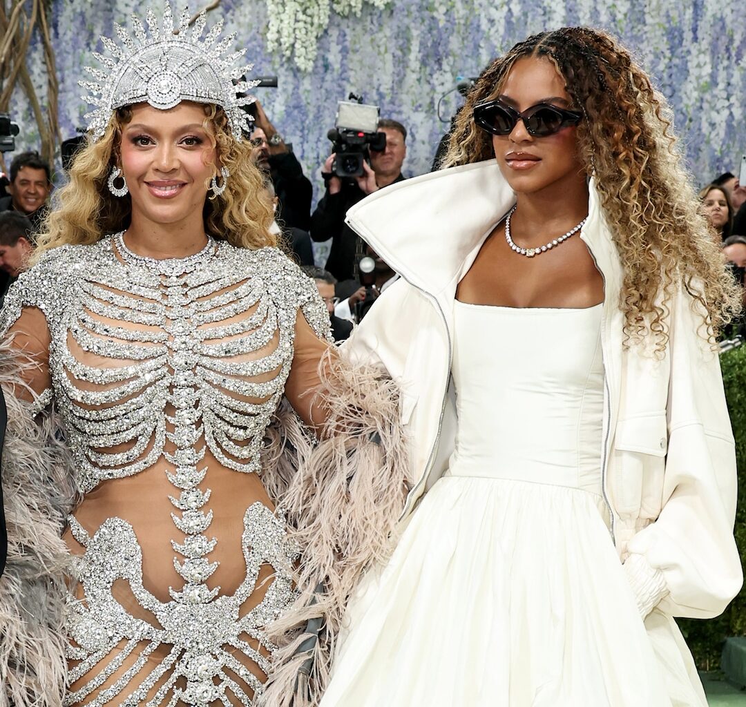 Blue Ivy Carter, 14, Debuts With Beyoncé