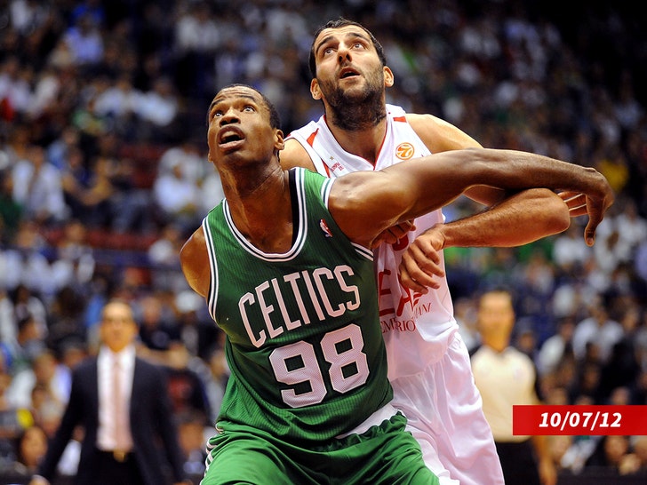 sub-jason-collins-getty-2