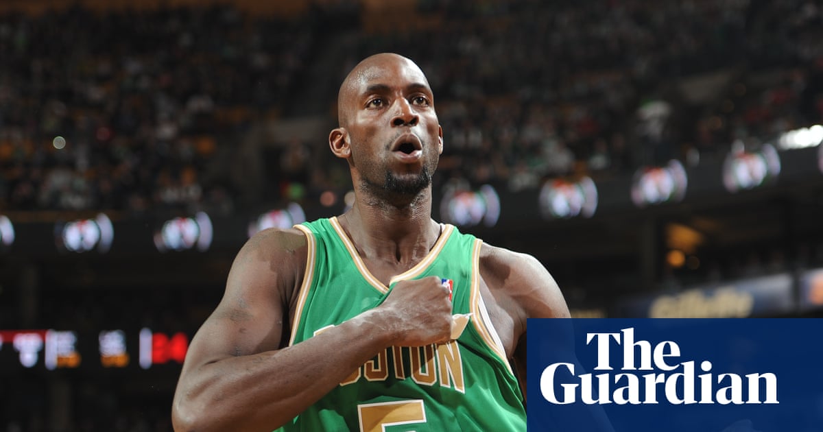 Lucky socks, Family Guy viewings and five showers a day: the world of NBA superstitions | NBA
