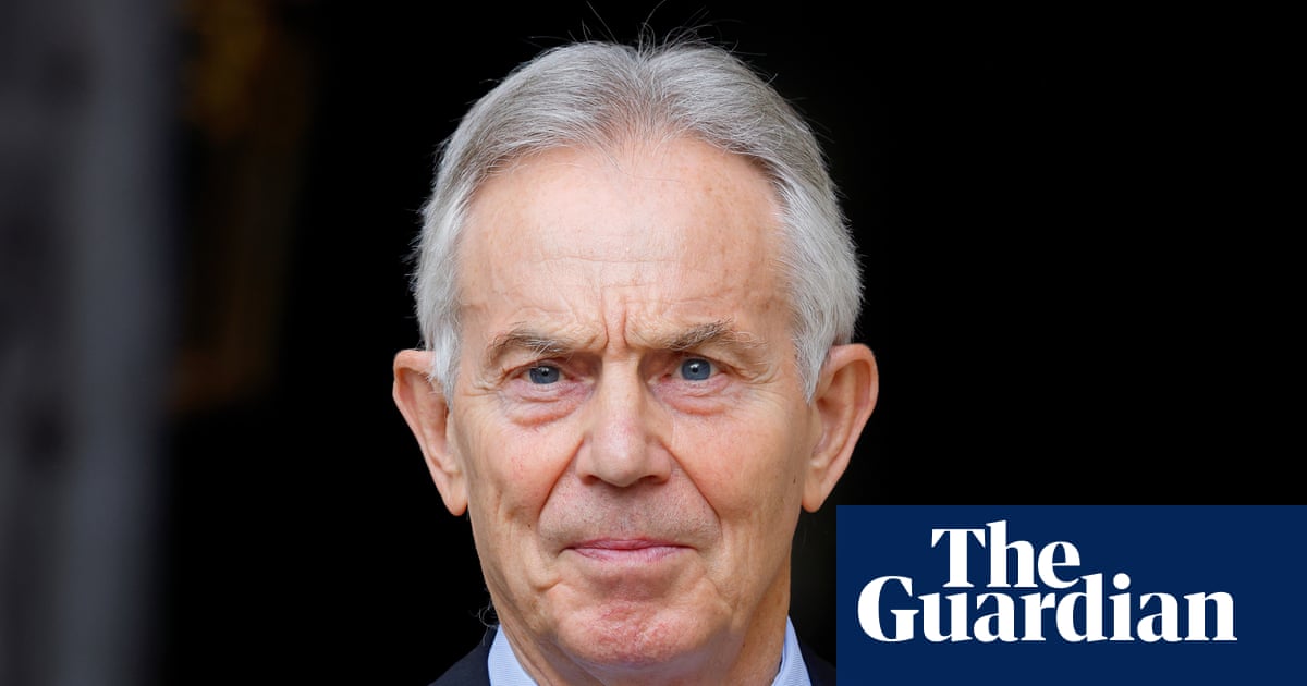 Tony Blair’s thinktank urges Labour to scrap ‘unaffordable’ pension triple lock | State pensions
