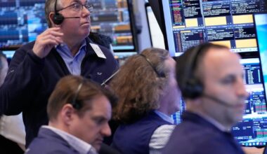 Stock markets today: U.S. stocks rally, oil prices fall