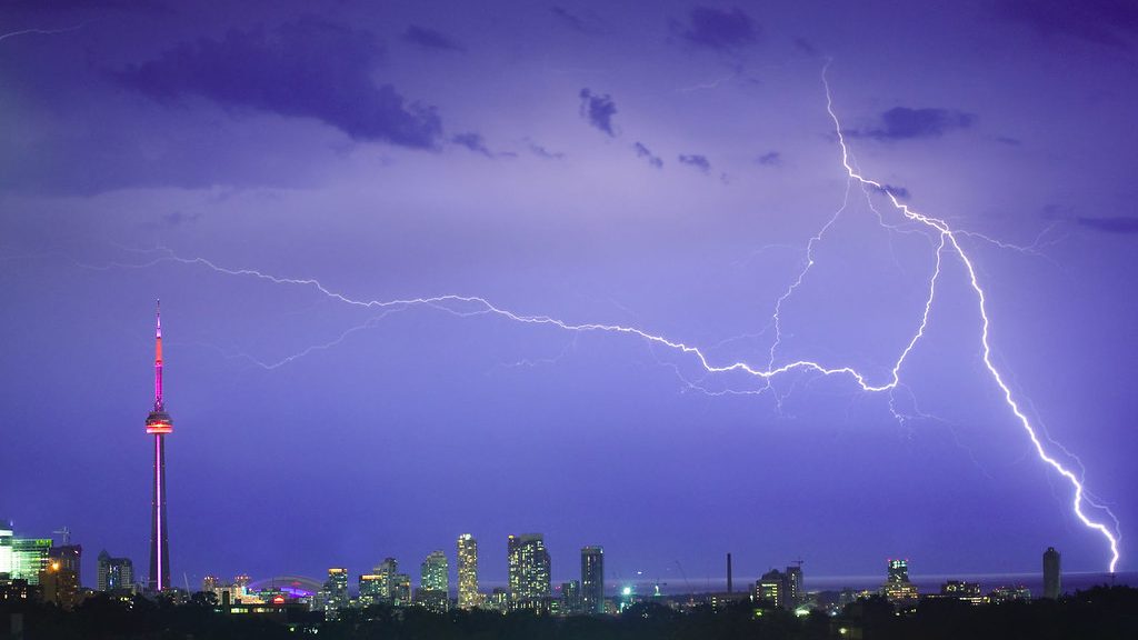 Severe thunderstorm watch issued for Toronto, GTA as temperatures set to cool down