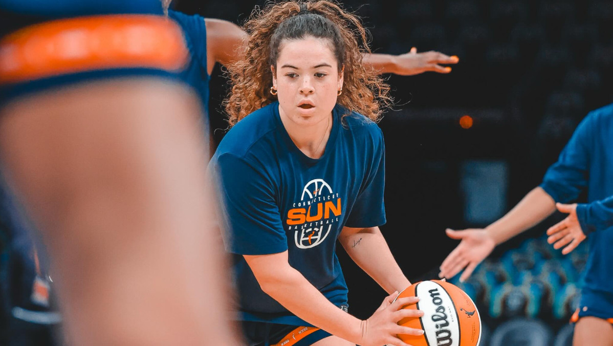 Leger-Walker starts WNBA career with loss