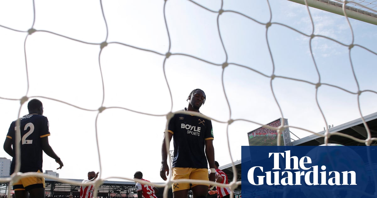 West Ham’s survival bid rocked by Brentford to open door for Tottenham | Premier League